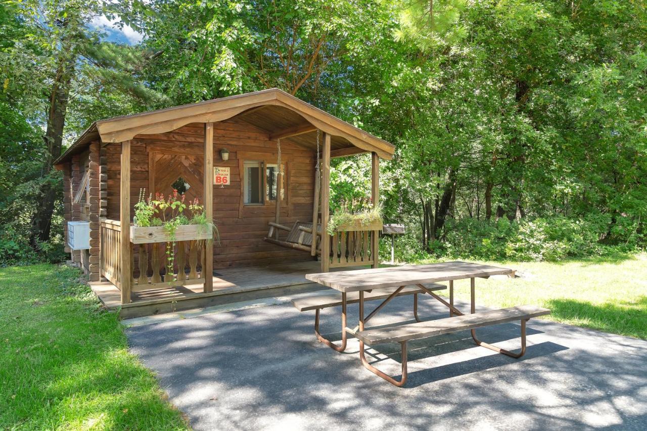 Yogi Bear'S Jellystone Park Camp-Resort Wisconsin Dells Lake Delton Exterior photo